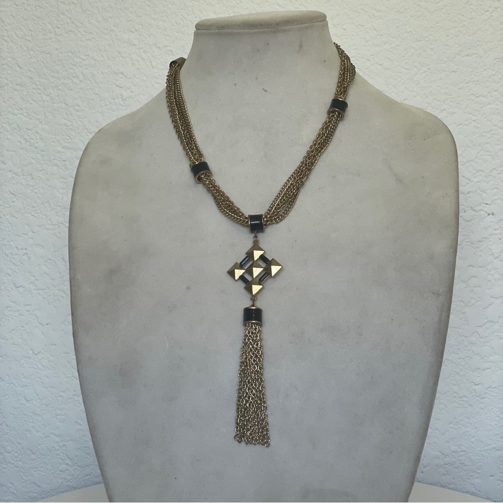 VINTAGE ONYX GOLD TONE LARIAT WITH TASSEL PENDANT NECKLACE EUC